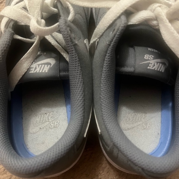 Grey Nikes - Picture 3 of 6